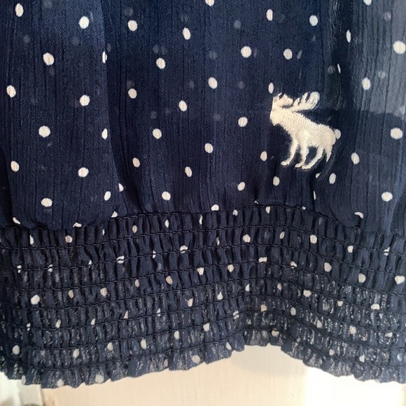 Abercrombie & Fitch Navy and White Polka Dot Top Medium - Picture 5 of 9